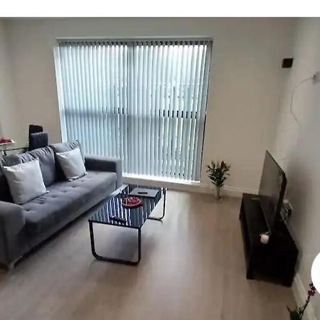 Lovely 2-Bedrooms With Free Parking Canvey Island Екстер'єр фото